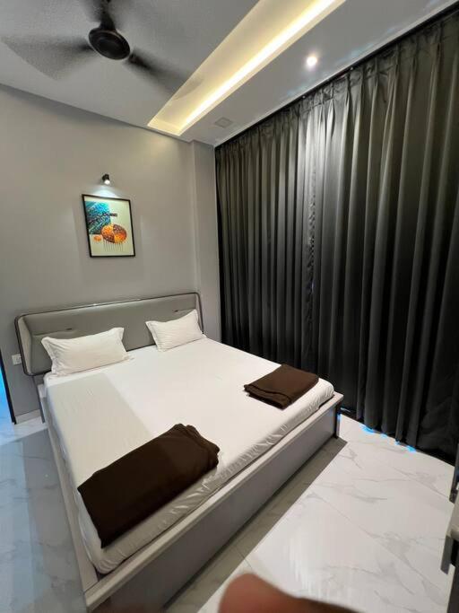Stayhaven Starmount 4Bhk & Pool 孟买 外观 照片