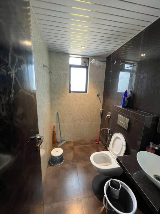 Stayhaven Starmount 4Bhk & Pool 孟买 外观 照片