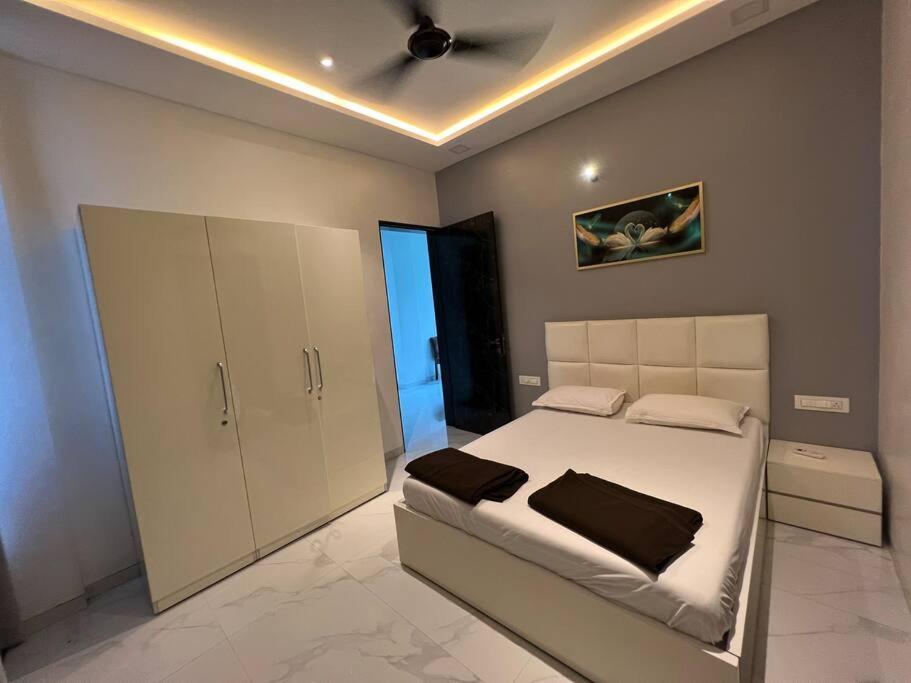 Stayhaven Starmount 4Bhk & Pool 孟买 外观 照片