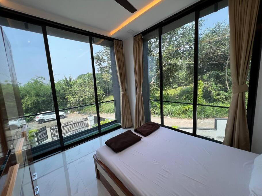 Stayhaven Starmount 4Bhk & Pool 孟买 外观 照片